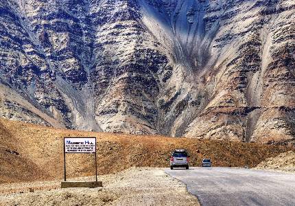 Majestic Ladakh Tour