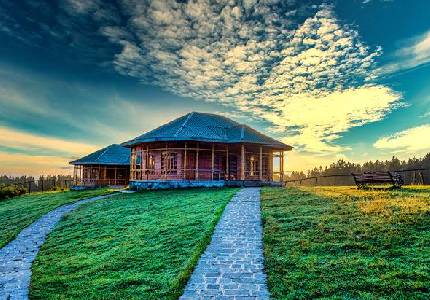Luxury Srinagar Tour